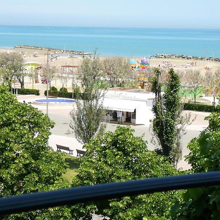 Hotel De La Plage Rimini Extérieur photo