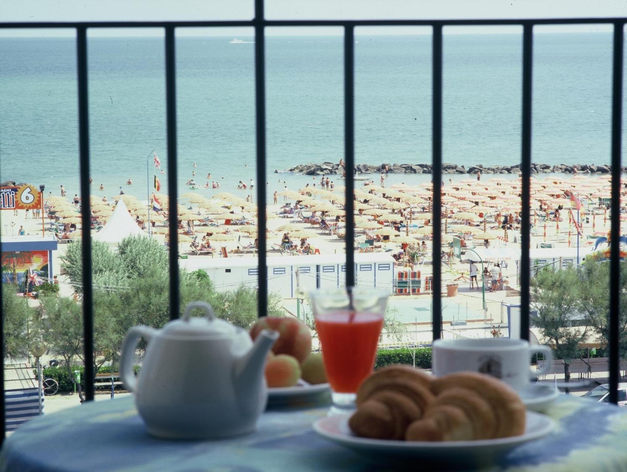 Hotel De La Plage Rimini Extérieur photo